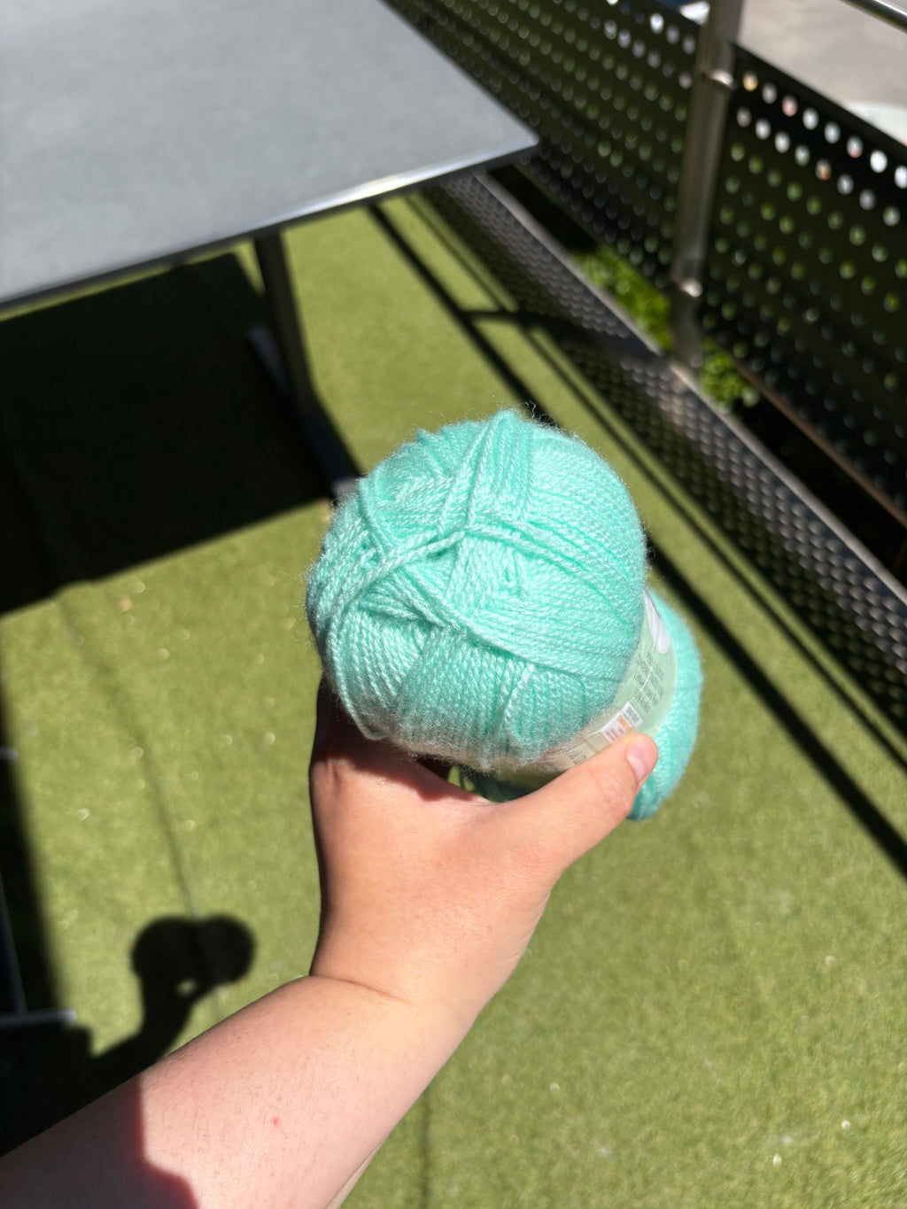 Mint Yarn – 100g Skein (100% Acrylic)